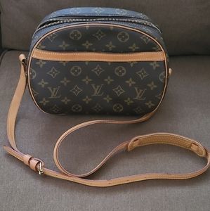 Louis vuitton Blois Monogram Accepting offers